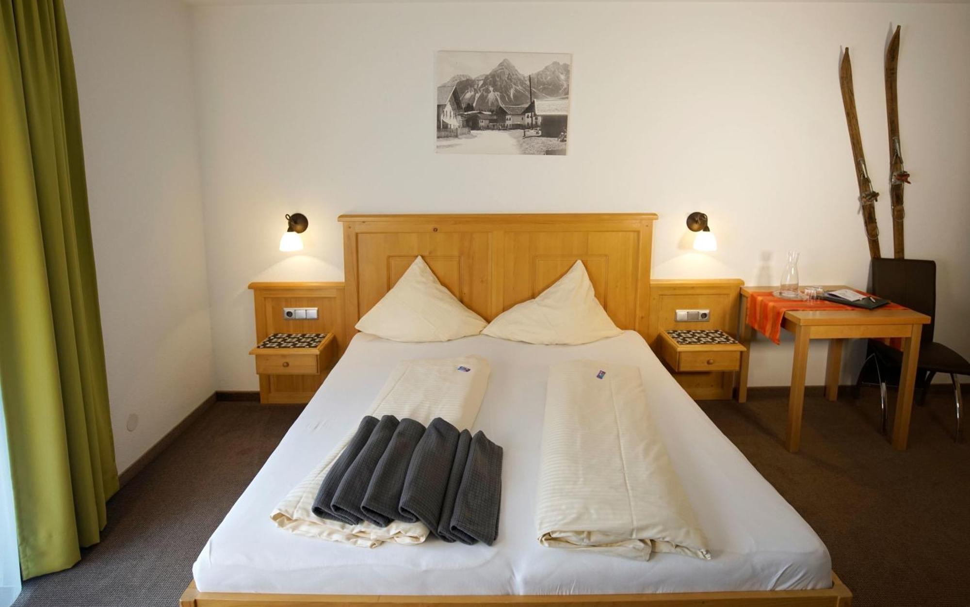 Deluxe 1,2,3 Apartment Lermoos Bagian luar foto