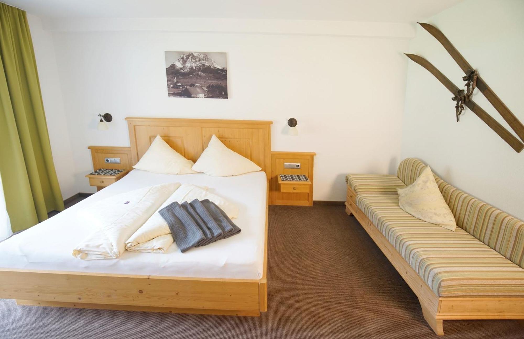 Deluxe 1,2,3 Apartment Lermoos Bagian luar foto